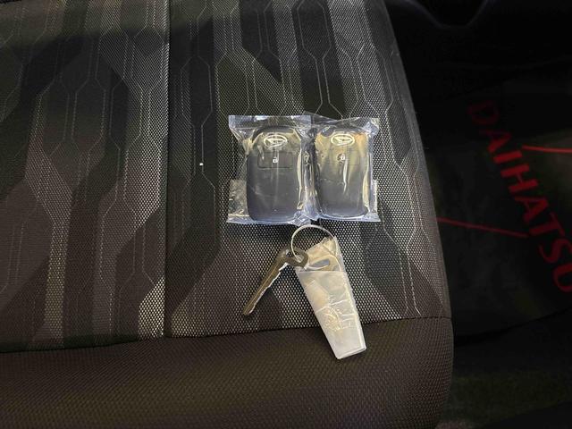 タフトＧ　ｅｃｏＩＤＬＥ非装着車４ＷＤ　オーディオレス　ＬＥＤヘッドライト／フォグランプ　オーディオレス　バックカメラ　ステアリングスイッチ　クルーズコントロール　電動パーキングブレーキ　コーナーセンサー　運転席助手席シートヒーター（秋田県）の中古車