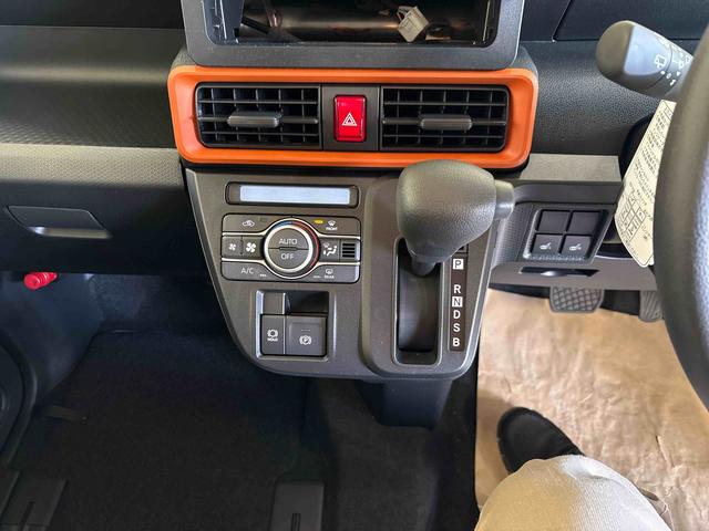 タントファンクロス　ｅｃｏＩＤＬＥ非装着車４ＷＤ　オーディオレス　ＬＥＤヘッドライト／フォグランプ　バックカメラ　ステアリングスイッチ　オートエアコン／ライト／ハイビーム／電動ドアミラー　両側電動スライドドア　コーナーセンサー　電動パーキング（秋田県）の中古車