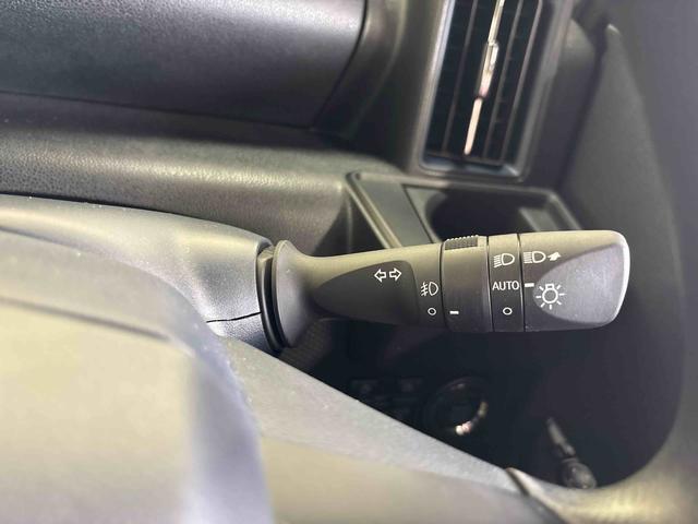 タントカスタムＸ４ＷＤ　ディスプレイオーディオ　バックカメラ　ステアリングスイッチ　オートエアコン／ライト／ハイビーム／電動ドアミラー　ＬＥＤヘッドライト／フォグランプ　両側電動スライドドア　コーナーセンサ−（秋田県）の中古車