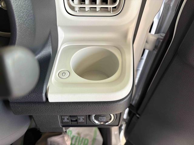 ムーヴキャンバスストライプスＧターボ　ｅｃｏＩＤＬＥ非装着車４ＷＤ　オーディオレス　ＬＥＤヘッドライト／フォグランプ　オートエアコン／ライト／ハイビーム／電動ドアミラー　クルーズコントロール　両側電動スライドドア　電動パーキングブレーキ　コーナーセンサー（秋田県）の中古車