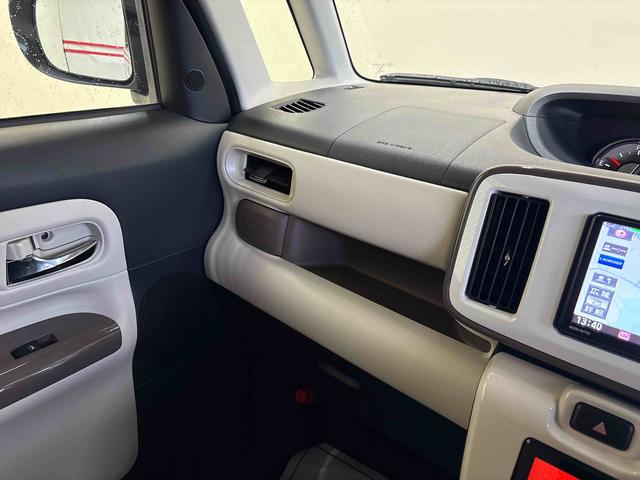 ムーヴキャンバスＧホワイトアクセントＶＳ　ＳＡIII純正ナビ　パノラマモニター　ＬＥＤヘッドライト／フォグランプ　オートエアコン／ライト／ハイビーム／電動ドアミラー　運転席シートヒーター　両側電動スライドドア　ＥＴＣ　ドライブレコーダー（秋田県）の中古車