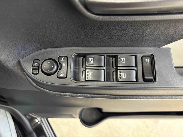 タントＬ４ＷＤ　オーディオレス　ＬＥＤヘッドライト　コーナーセンサー　オートエアコン／ライト／ハイビーム／電動ドアミラー　運転席・助手席シートヒーター　キーフリーシステム　ＶＳＣ（横滑り防止機能）（秋田県）の中古車