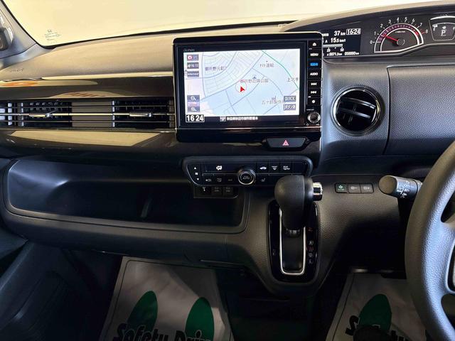 N−BOXカスタムG・Lホンダセンシング4WD 純正ナビ バックカメラ ステアリングスイッチ ホンダセンシング クルーズコントロール ETC オートエアコン/ライト 電動格納ドアミラー 助手席電動スライドドア チルトステアリング(秋田県)の中古車