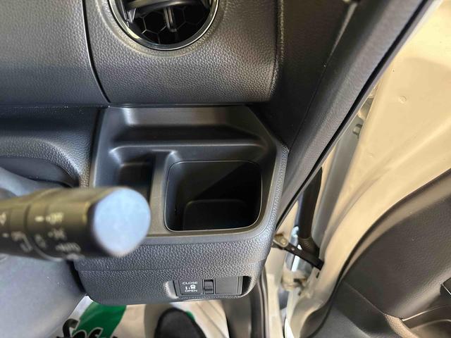 N−BOXカスタムG・Lホンダセンシング4WD 純正ナビ バックカメラ ステアリングスイッチ ホンダセンシング クルーズコントロール ETC オートエアコン/ライト 電動格納ドアミラー 助手席電動スライドドア チルトステアリング(秋田県)の中古車