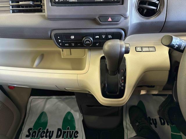 N−BOXGホンダセンシング4WD 社外ナビ ETC バックカメラ ステアリングスイッチ ホンダセンシング LEDヘッドライト クルーズコントロール オートライト/エアコン 電動格納ドアミラー チルトステアリング(秋田県)の中古車