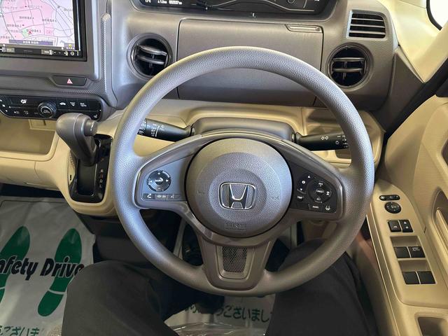 N−BOXGホンダセンシング4WD 社外ナビ ETC バックカメラ ステアリングスイッチ ホンダセンシング LEDヘッドライト クルーズコントロール オートライト/エアコン 電動格納ドアミラー チルトステアリング(秋田県)の中古車