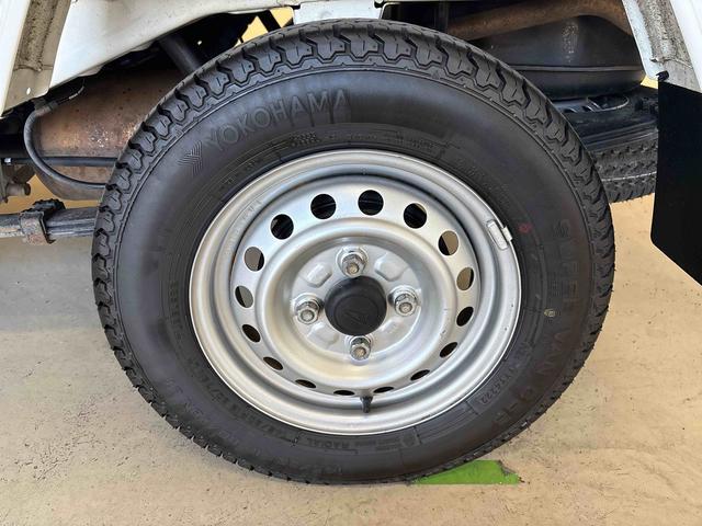 ハイゼットトラックスタンダードパートタイム4WD 純正ラジオ ハロゲンヘッドライト マニュアルエアコン コーナーセンサー VSC(横滑り防止機能) スマートアシスト(衝突安全防止機能)(秋田県)の中古車