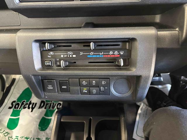 ハイゼットトラックスタンダードパートタイム4WD 純正ラジオ ハロゲンヘッドライト マニュアルエアコン コーナーセンサー VSC(横滑り防止機能) スマートアシスト(衝突安全防止機能)(秋田県)の中古車