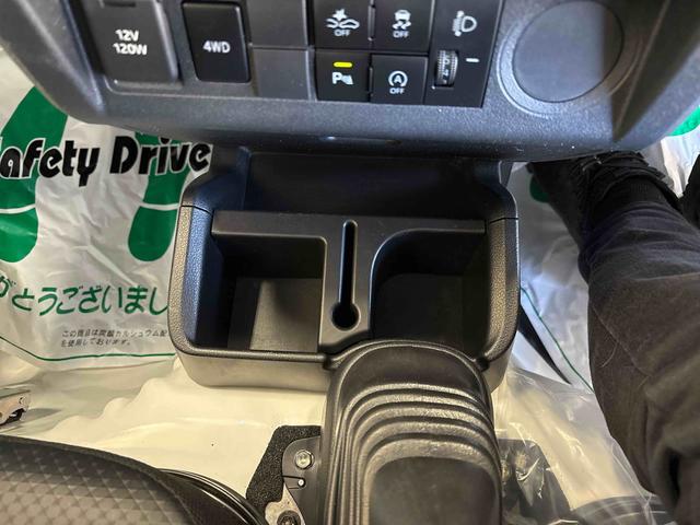 ハイゼットトラックスタンダードパートタイム４ＷＤ　純正ラジオ　ハロゲンヘッドライト　マニュアルエアコン　オートライト／ハイビーム　コーナーセンサー　リヤ４枚リーフスプリング　ＶＳＣ（衝突安全防止機能）（秋田県）の中古車