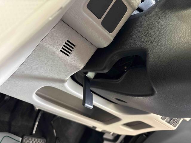ムーヴＸリミテッドII　ＳＡIII４ＷＤ　純正ナビ　バックカメラ　ステアリングスイッチ　オートエアコン／ライト／ハイビーム／電動ドアミラー　ＥＴＣ　運転席シートヒーター　ＬＥＤヘッドライト　チルトステアリング　運転席シートリフター（秋田県）の中古車