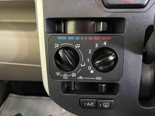 タントL4WD 社外ナビ バックカメラ ハロゲンヘッドライト マニュアルエアコン キーレスエントリー ETC 運転席シートヒーター 電動格納ドアミラー 14インチ純正アルミ VSC(横滑り防止機能)(秋田県)の中古車