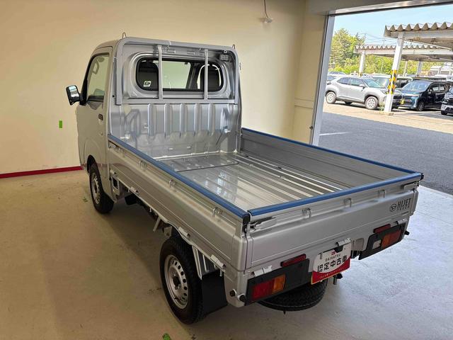 ハイゼットトラックスタンダード　農用スペシャルスマートアシスト非装着車パートタイム４ＷＤ　ハロゲンヘッドライト　マニュアルエアコン　デフロック　コーナーセンサー　オートライト・ハイビーム　荷台作業灯　リヤ４枚リーフスプリング　純正ラジオ　ＶＳＣ（横滑り防止機能）（秋田県）の中古車