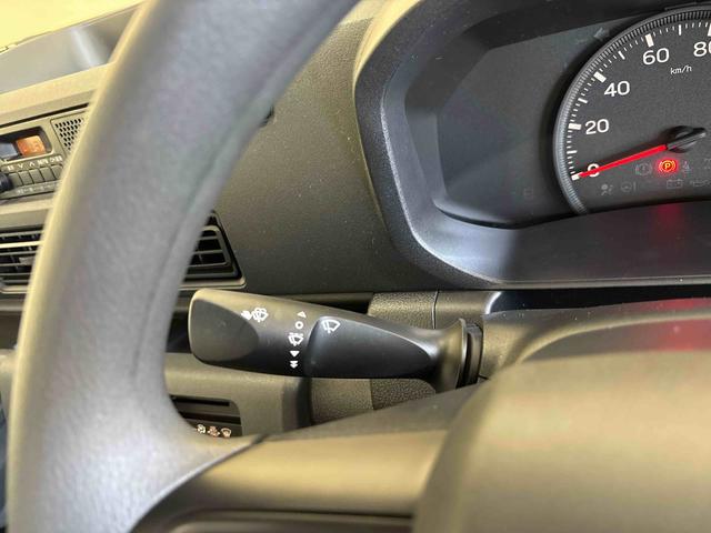 ハイゼットトラックスタンダード　農用スペシャルスマートアシスト非装着車パートタイム４ＷＤ　ハロゲンヘッドライト　マニュアルエアコン　デフロック　コーナーセンサー　オートライト・ハイビーム　荷台作業灯　リヤ４枚リーフスプリング　純正ラジオ　ＶＳＣ（横滑り防止機能）（秋田県）の中古車