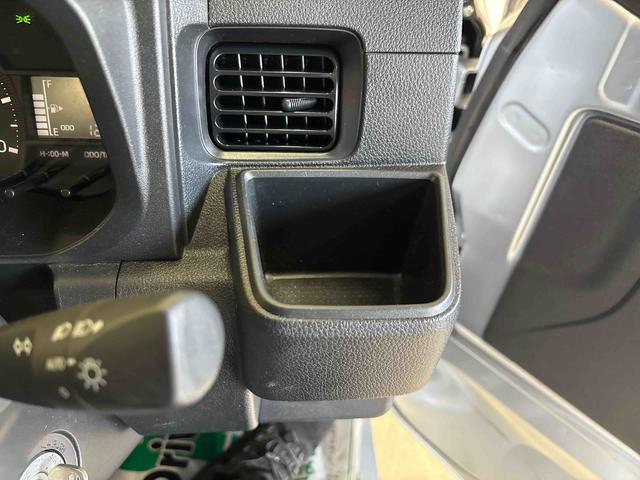 ハイゼットトラックスタンダード　農用スペシャルスマートアシスト非装着車パートタイム４ＷＤ　ハロゲンヘッドライト　マニュアルエアコン　デフロック　コーナーセンサー　オートライト・ハイビーム　荷台作業灯　リヤ４枚リーフスプリング　純正ラジオ　ＶＳＣ（横滑り防止機能）（秋田県）の中古車