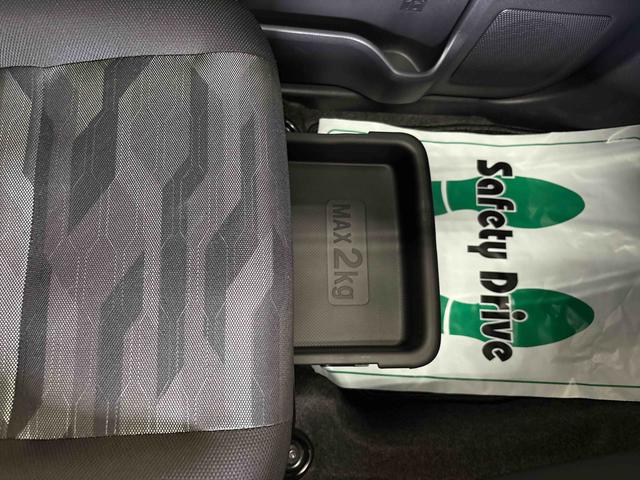 タフトGターボ クロムベンチャー4WD 純正ナビ バックカメラ ステアリングスイッチ LEDヘッドライト/フォグランプ オートエアコン/ライト/ハイビーム/電動ドアミラー リモコンエンジンスターター クルーズコントロール(秋田県)の中古車