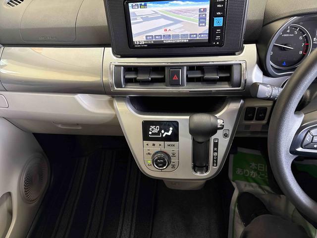 キャストスタイルＸ　リミテッド　ＳＡIII４ＷＤ　純正ナビ　バックカメラ　ステアリングスイッチ　ＥＴＣ　ハロゲンヘッドライト　オートエアコン／ライト／ハイビーム／電動ドアミラー　運転席・助手席シートヒーター　チルトステアリング（秋田県）の中古車