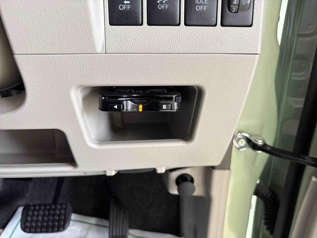 タントX SAII4WD 純正ナビ バックカメラ ステアリングスイッチ リモコンエンジンスターター ETC ハロゲンヘッドライト TVコントロールキット オートエアコン/ライト/電動ドアミラー 助手席電動スライドドア(秋田県)の中古車