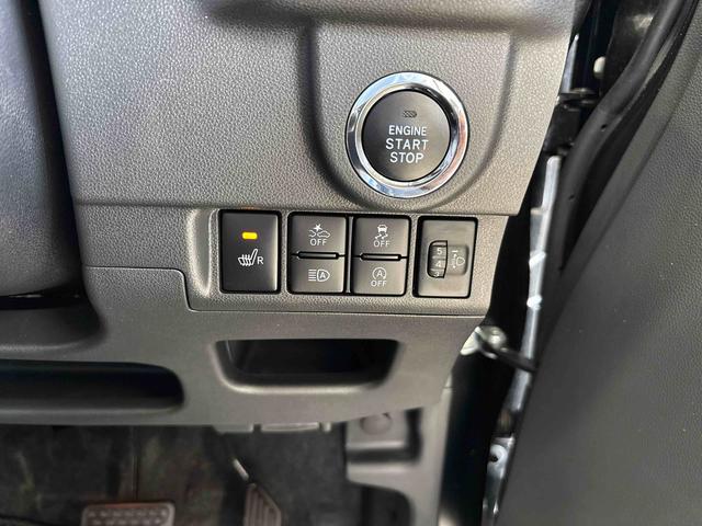 ムーヴカスタム　Ｘ　ＶＳ　ＳＡIII４ＷＤ　純正ナビ　パノラマモニター　ステアリングスイッチ　ＬＥＤヘッドライト／フォグランプ　オートエアコン／ライト／ハイビーム／電動ドアミラー　運転席シートヒーター　リモコンエンジンスターター（秋田県）の中古車