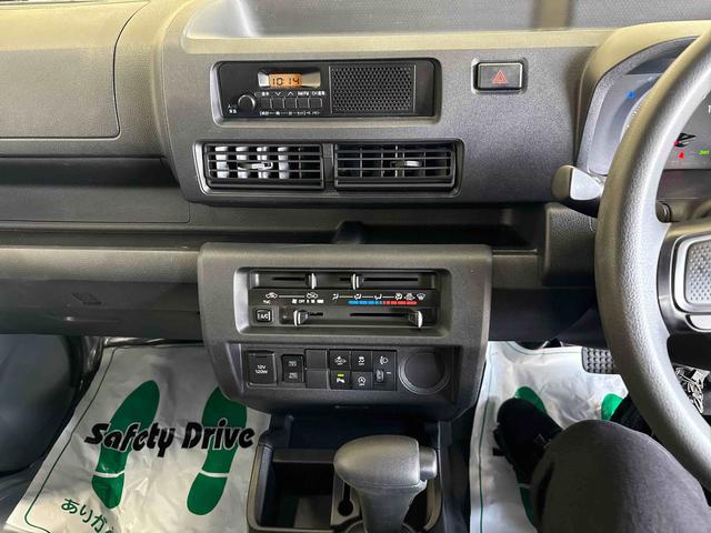 ハイゼットトラックスタンダード電子４ＷＤ　純正ラジオ　ハロゲンヘッドライト　マニュアルエアコン　オートライト／ハイビーム　コーナーセンサー　リヤ４枚リーフスプリング　ＶＳＣ（横滑り防止機能）　スマートアシスト（衝突安全防止機能）（秋田県）の中古車