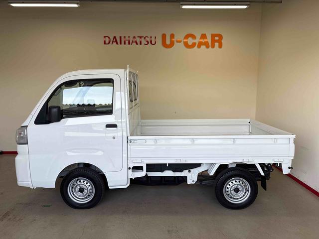 ハイゼットトラックスタンダードパートタイム４ＷＤ　純正ラジオ　ハロゲンヘッドライト　マニュアルエアコン　オートライト／ハイビーム　リヤ４枚リーフスプリング　コーナーセンサー　ＶＳＣ（横滑り防止機能）（秋田県）の中古車