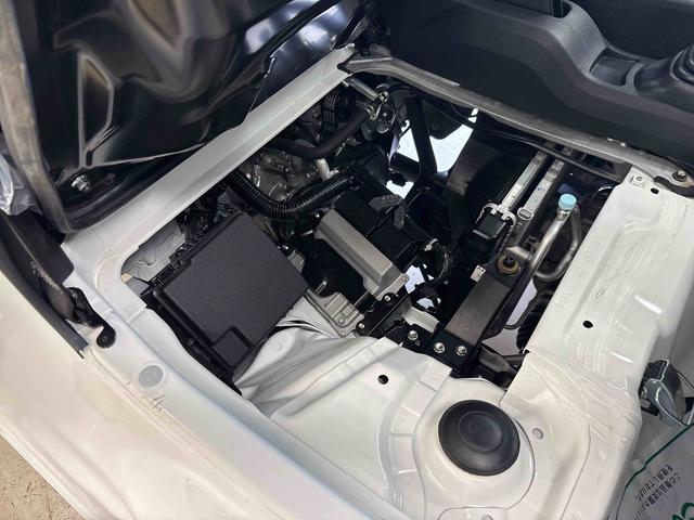 ハイゼットトラックスタンダードパートタイム４ＷＤ　純正ラジオ　ハロゲンヘッドライト　マニュアルエアコン　オートライト／ハイビーム　リヤ４枚リーフスプリング　コーナーセンサー　ＶＳＣ（横滑り防止機能）（秋田県）の中古車