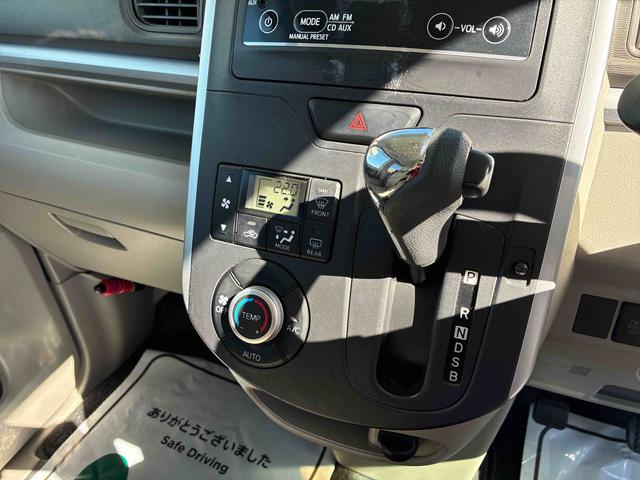 タントＸ４ＷＤ　純正ＣＤ　キーフリー　オートエアコン／ライト　ハロゲンヘッドランプ　片側パワースライドドア　チルトステアリング　シートリフター　アイドリングストップ　電動格納式ドアミラー　セキュリティアラーム（秋田県）の中古車