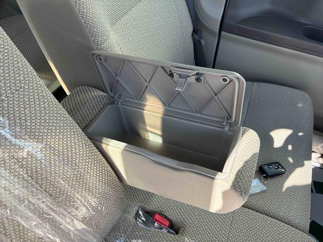 タントＸ４ＷＤ　純正ＣＤ　キーフリー　オートエアコン／ライト　ハロゲンヘッドランプ　片側パワースライドドア　チルトステアリング　シートリフター　アイドリングストップ　電動格納式ドアミラー　セキュリティアラーム（秋田県）の中古車