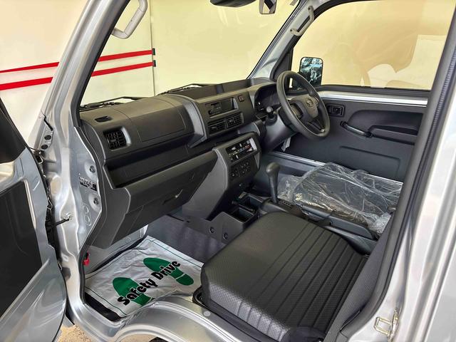 ハイゼットトラックスタンダード電子4WD 純正ラジオ ハロゲンヘッドライト マニュアルエアコン オートライト/ハイビーム コーナーセンサー ストロング防錆 リヤ4枚リーフスプリング VSC(横滑り防止機能)(秋田県)の中古車