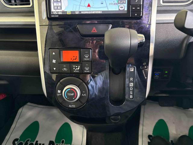 タントカスタムX トップエディションVS SAIII4WD 純正ナビ パノラマモニター ステアリングスイッチ LEDヘッドライト/フォグランプ オートエアコン/ライト/ハイビーム/電動ドアミラー リモコンエンジンスターター TVコントロールキット(秋田県)の中古車