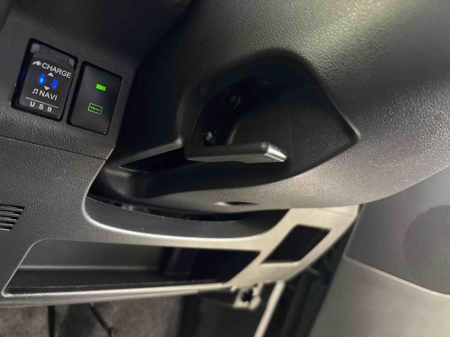 タントカスタムX トップエディションVS SAIII4WD 純正ナビ パノラマモニター ステアリングスイッチ LEDヘッドライト/フォグランプ オートエアコン/ライト/ハイビーム/電動ドアミラー リモコンエンジンスターター TVコントロールキット(秋田県)の中古車