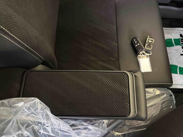 タントカスタムX トップエディションVS SAIII4WD 純正ナビ パノラマモニター ステアリングスイッチ LEDヘッドライト/フォグランプ オートエアコン/ライト/ハイビーム/電動ドアミラー リモコンエンジンスターター TVコントロールキット(秋田県)の中古車