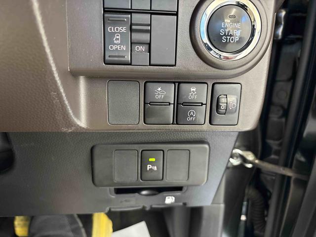 トールX4WD 純正ナビ バックカメラ ステアリングスイッチ ハロゲンヘッドライト マニュアルエアコン 助手席電動スライドドア TVコントロールキット オートライト/ハイビーム/電動ドアミラー(秋田県)の中古車