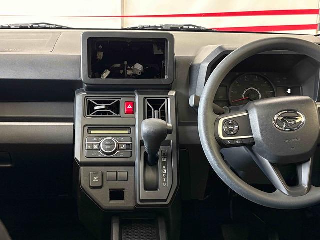 タフトＸ４ＷＤ　オーディオレス　バックカメラ　ステアリングスイッチ　ＬＥＤヘッドライト　コーナーセンサー　オートエアコン／ライト／ハイビーム／電動ドアミラー　電動パーキングブレーキ　リモコンエンジンスターター（秋田県）の中古車
