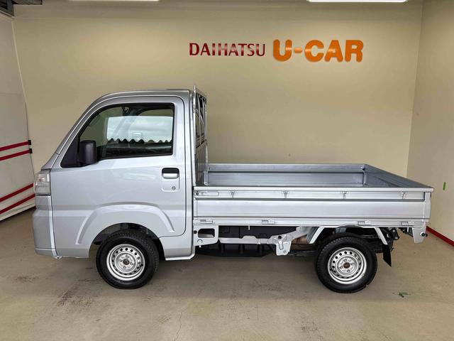 ハイゼットトラックスタンダード　農用スペシャルスマートアシスト非装着車パートタイム４ＷＤ　純正ラジオ　ハロゲンヘッドライト　マニュアルエアコン　デフロック　コーナーセンサー　オートライト／ハイビーム　荷台作業灯　リヤ４枚リーフスプリング　Ｈｉ／Ｌｏ切替（秋田県）の中古車