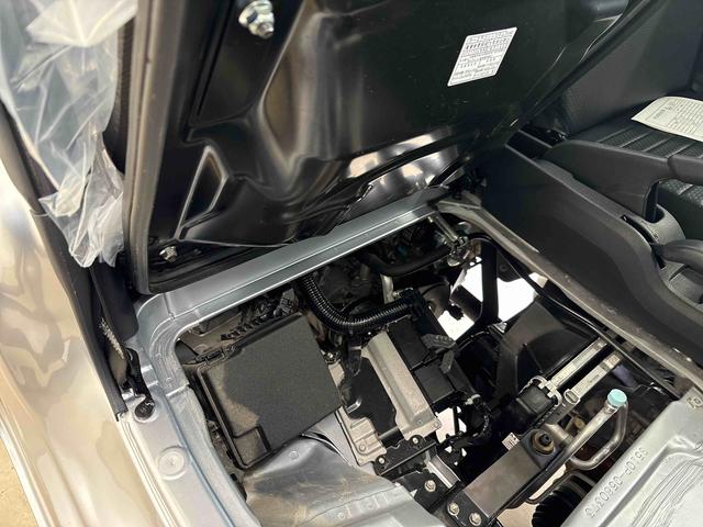 ハイゼットトラックスタンダード 農用スペシャルスマートアシスト非装着車パートタイム4WD 純正ラジオ ハロゲンヘッドライト マニュアルエアコン デフロック コーナーセンサー オートライト/ハイビーム 荷台作業灯 リヤ4枚リーフスプリング Hi/Lo切替(秋田県)の中古車