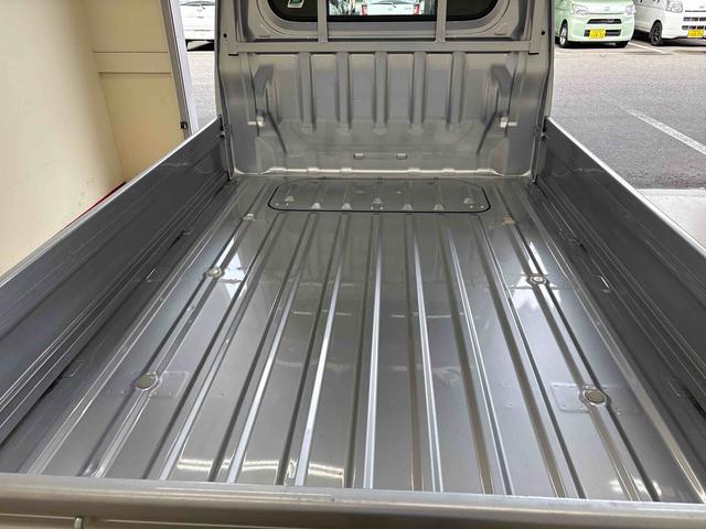 ハイゼットトラックスタンダード 農用スペシャルスマートアシスト非装着車パートタイム4WD 純正ラジオ ハロゲンヘッドライト マニュアルエアコン デフロック コーナーセンサー オートライト/ハイビーム 荷台作業灯 リヤ4枚リーフスプリング Hi/Lo切替(秋田県)の中古車