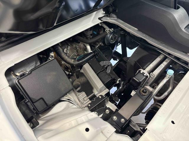 ハイゼットトラックスタンダード（スマートアシスト非装着車）パートタイム４ＷＤ　純正ラジオ　ハロゲンヘッドライト　マニュアルエアコン　コーナーセンサー　リヤ４枚リーフスプリング　ＶＳＣ（横滑り防止機能）　オートライト／ハイビーム（秋田県）の中古車