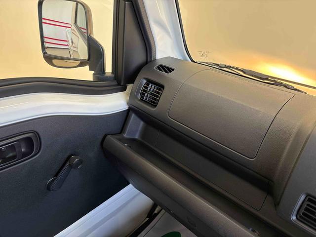 ハイゼットトラックスタンダード（スマートアシスト非装着車）パートタイム４ＷＤ　純正ラジオ　ハロゲンヘッドライト　マニュアルエアコン　コーナーセンサー　リヤ４枚リーフスプリング　ＶＳＣ（横滑り防止機能）　オートライト／ハイビーム（秋田県）の中古車
