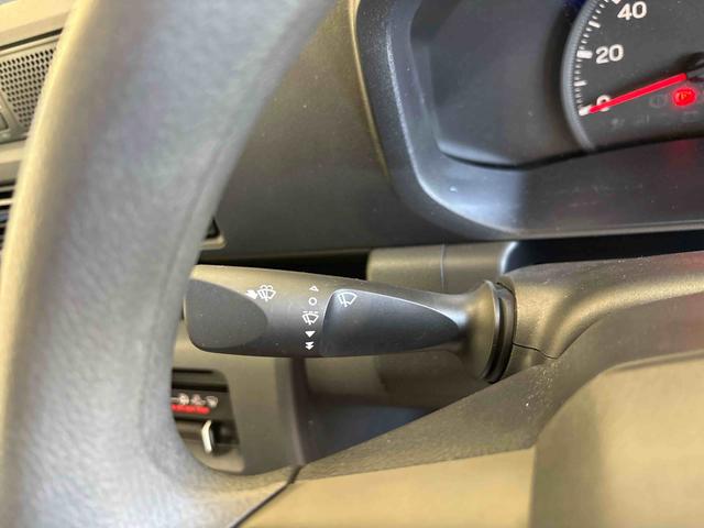 ハイゼットトラックスタンダード（スマートアシスト非装着車）パートタイム４ＷＤ　純正ラジオ　ハロゲンヘッドライト　マニュアルエアコン　コーナーセンサー　リヤ４枚リーフスプリング　ＶＳＣ（横滑り防止機能）　オートライト／ハイビーム（秋田県）の中古車
