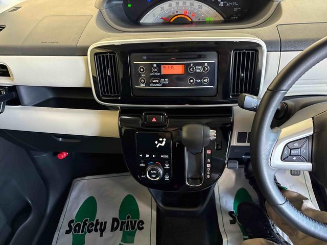 ムーヴキャンバスXブラックインテリアリミテッド SAIII4WD 純正CD バックカメラ ステアリングスイッチ ハロゲンヘッドライト LEDフォグランプ オートエアコン/ライト/ハイビーム/電動ドアミラー 両側電動スライドドア 運転席シートリフター(秋田県)の中古車