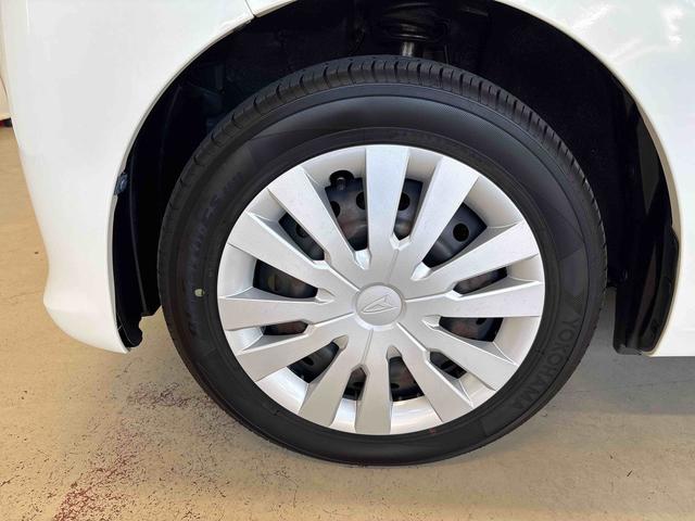 ムーヴＬ　ＳＡII４ＷＤ　純正ＣＤ　ハロゲンヘッドライト　キーレスエントリー　マニュアルエアコン　運転席シートヒーター　チルトステアリング　運転席シートリフター　ＶＳＣ横滑り防止機能）（秋田県）の中古車