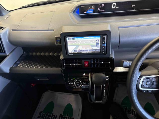 タントカスタムＸ４ＷＤ　純正ナビ　バックカメラ　ステアリングスイッチ　ＬＥＤヘッドライト　ドライブレコーダー　リモコンエンジンスターター　両側電動スライドドア　両側シートヒーター　コーナーセンサー　ＴＶコントロール（秋田県）の中古車
