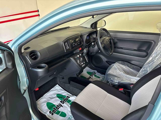 ミライースＬ　ＳＡIII４ＷＤ　純正ＣＤ　マニュアルエアコン　ＬＥＤライト　キーレスエントリー　コーナーセンサー　オートライト／ハイビーム　ＶＳＣ（横滑り防止機能）　スマートアシスト（衝突安全防止機能）（秋田県）の中古車