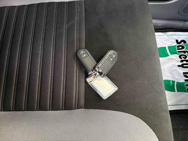 キャストアクティバＧ　ＳＡII４ＷＤ　社外品ＣＤ　バックカメラ　ＥＴＣ　ＬＥＤヘッドライト／フォグランプ　オートエアコン／ライト／電動ドアミラー　ＤＡＣ　チルトステアリング　運転席シートリフター　キーフリーシステム（秋田県）の中古車