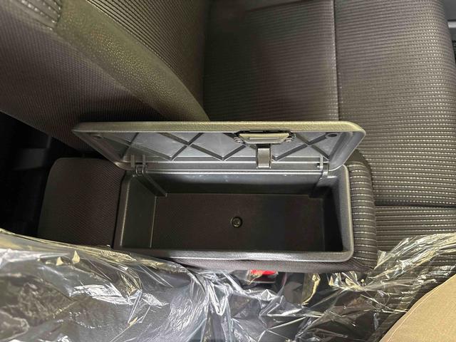 ムーヴＸリミテッドII　ＳＡIII４ＷＤ　純正ナビ　バックカメラ　ステアリングスイッチ　ＬＥＤヘッドライト　オートエアコン／ライト／ハイビーム／電動ドアミラー　運転席シートヒーター　運転席シートリフター　チルトステアリング（秋田県）の中古車