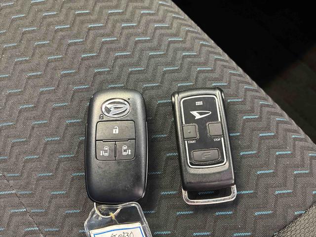 トールカスタムG4WD スマアシ(衝突安全防止機能)純正ナビ/ドラレコ/リモスタ バックカメラ 両側パワースライドドア オートエアコン/ライト LEDヘッド/フォグランプ クルーズコントロール TVコントロールキット(秋田県)の中古車