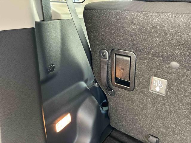 トールカスタムG4WD スマアシ(衝突安全防止機能)純正ナビ/ドラレコ/リモスタ バックカメラ 両側パワースライドドア オートエアコン/ライト LEDヘッド/フォグランプ クルーズコントロール TVコントロールキット(秋田県)の中古車