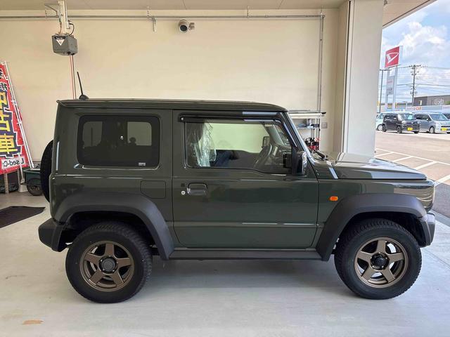 ジムニーシエラＪＬ４ＷＤ　社外ナビ　ハロゲンヘッドライト／フォグランプ　オートエアコン／ライト　ＥＴＣ　電動格納ドアミラー　ＤＡＣ　社外品リモコンエンジンスターター　チルトステアリング　スズキセーフティーサポート（秋田県）の中古車