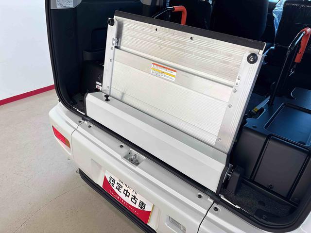アトレーワゴンスローパー　ＳＡIII　リヤレス＋補助シート４ＷＤ　純正ＣＤ　ＬＥＤヘッドライト　キーレスエントリー　リヤヒーター　電動格納ドアミラー　オートエアコン／ライト／ハイビーム　オーバーヘッドシェルフ　ＶＳＣ（横滑り防止機能）（秋田県）の中古車
