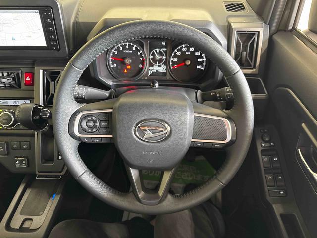 タフトＧ　クロムベンチャー４ＷＤ　純正ナビ　バックカメラ　ステアリングスイッチ　ＬＥＤヘッドライト／フォグランプ　オートエアコン／ライト／電動ドアミラー／ハイビーム　電動パーキングブレーキ　両側シートヒーター　コーナーセンサー（秋田県）の中古車